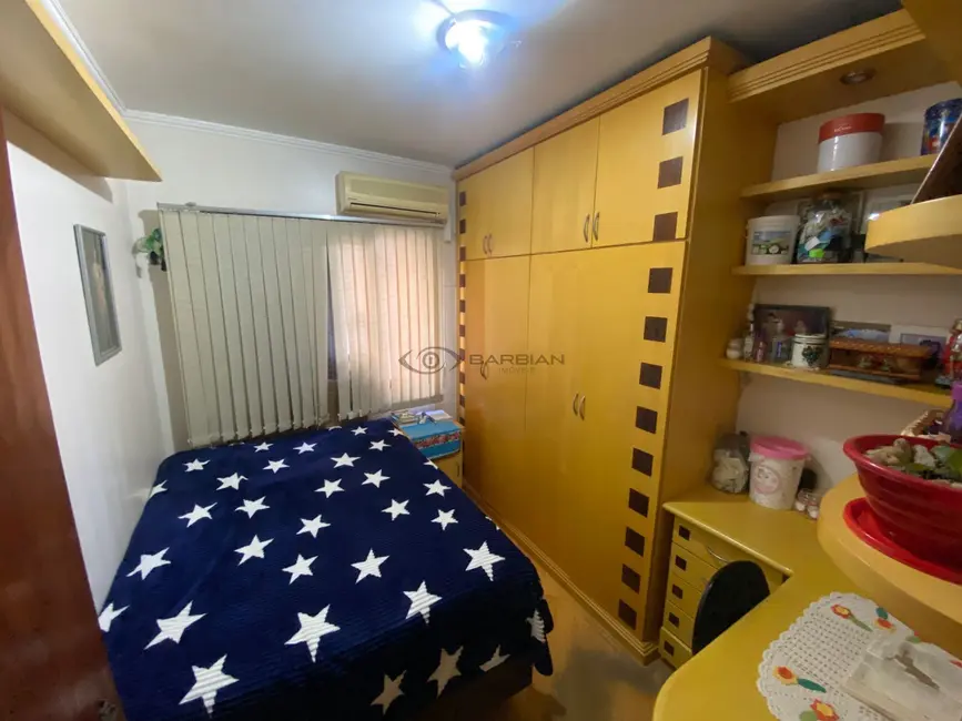 Foto 9 de Apartamento com 3 quartos à venda, 91m2 em Santo Inácio, Santa Cruz Do Sul - RS