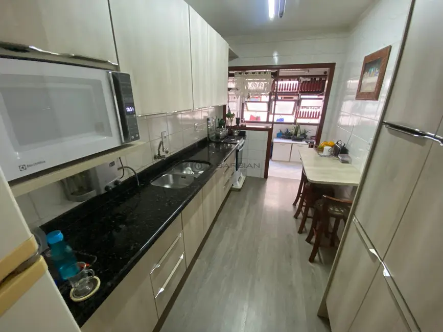 Foto 4 de Apartamento com 3 quartos à venda, 91m2 em Santo Inácio, Santa Cruz Do Sul - RS