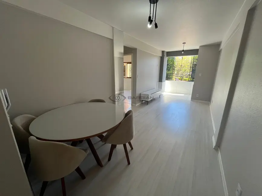 Foto 2 de Apartamento com 2 quartos à venda, 63m2 em Centro, Santa Cruz Do Sul - RS