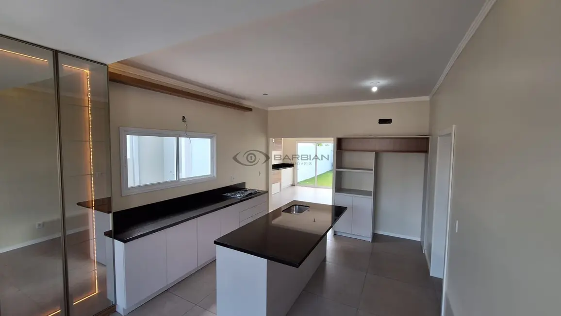 Casa com 3 quartos à venda, 143m2 em Country, Santa Cruz Do Sul - RS - imagem 4 Foto 4 de Casa com 3 quartos à venda, 143m2 em Country, Santa Cruz Do Sul - RS