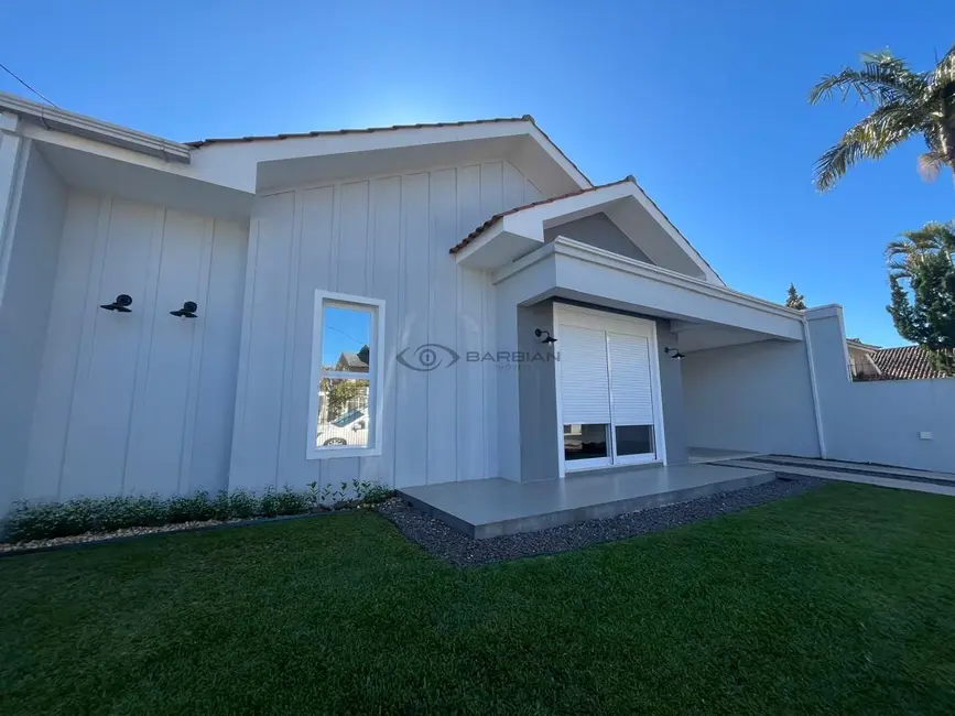 Foto 1 de Casa com 3 quartos à venda, 224m2 em Goiás, Santa Cruz Do Sul - RS