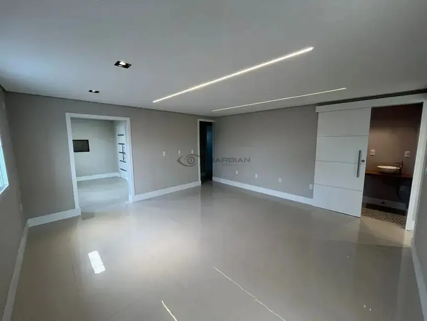 Foto 1 de Casa com 3 quartos à venda, 156m2 em Centro, Vera Cruz - RS