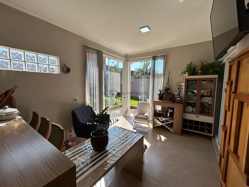 Casa com 2 quartos à venda, 123m2 em João Alves, Santa Cruz Do Sul - RS - imagem 8 Foto 8 de Casa com 2 quartos à venda, 123m2 em João Alves, Santa Cruz Do Sul - RS