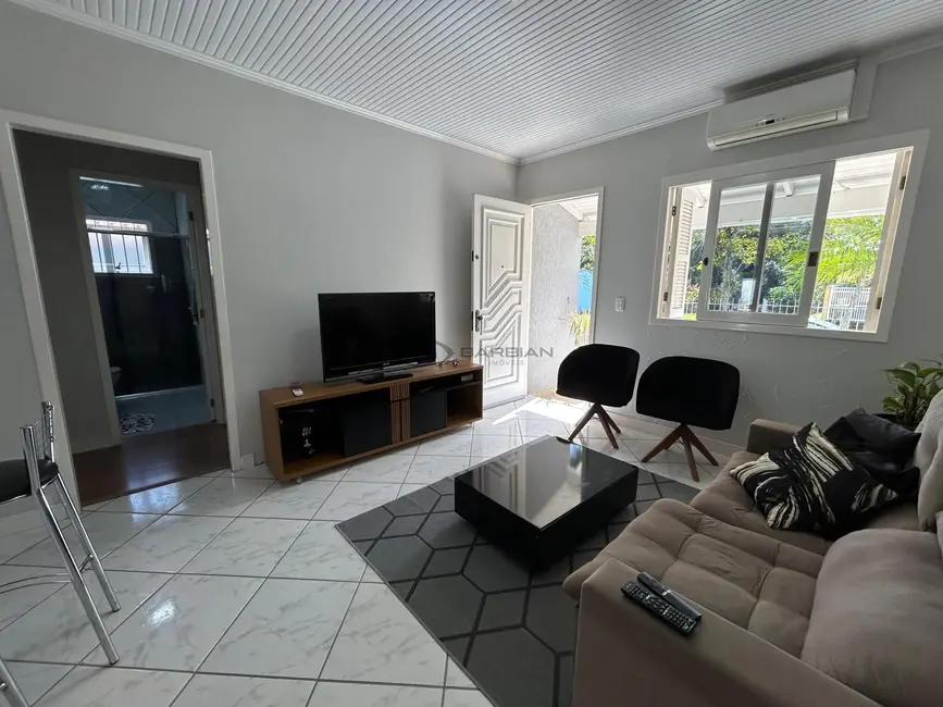 Foto 2 de Casa com 3 quartos à venda, 148m2 em Esmeralda, Santa Cruz Do Sul - RS