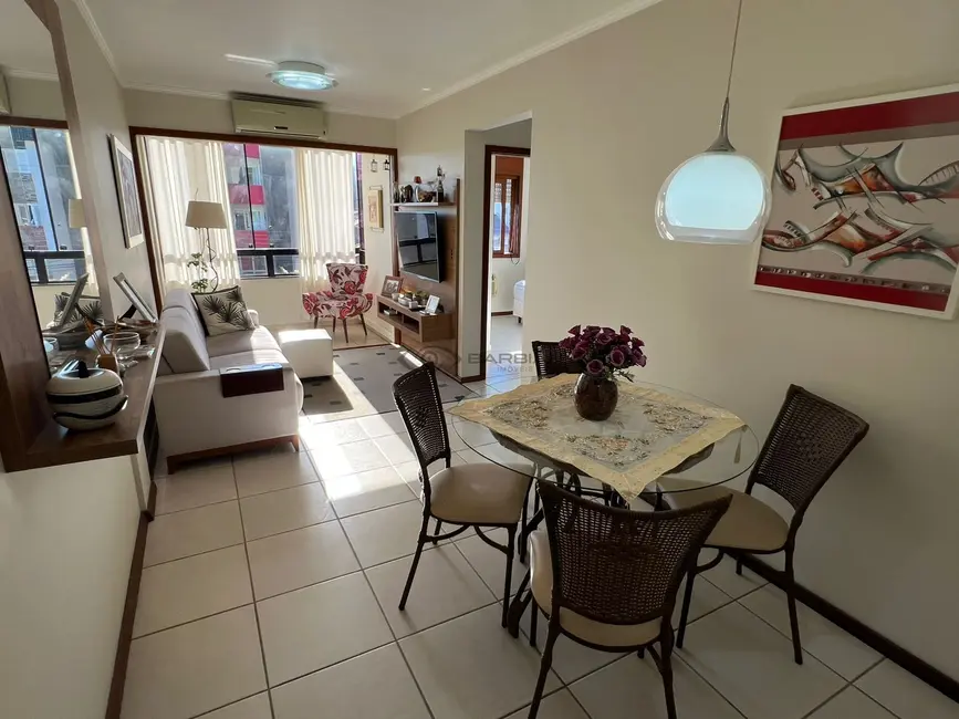 Foto 2 de Apartamento com 2 quartos à venda, 61m2 em Santo Inácio, Santa Cruz Do Sul - RS