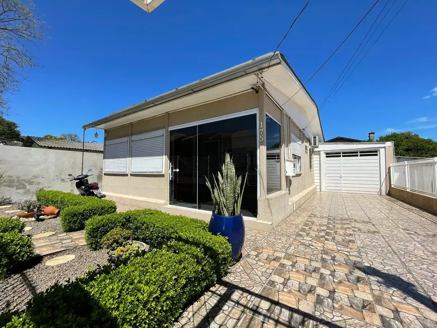 Foto 1 de Casa com 3 quartos à venda, 142m2 em Arroio Grande, Santa Cruz Do Sul - RS