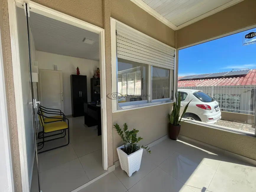 Casa com 3 quartos à venda, 142m2 em Arroio Grande, Santa Cruz Do Sul - RS - imagem 2 Foto 2 de Casa com 3 quartos à venda, 142m2 em Arroio Grande, Santa Cruz Do Sul - RS