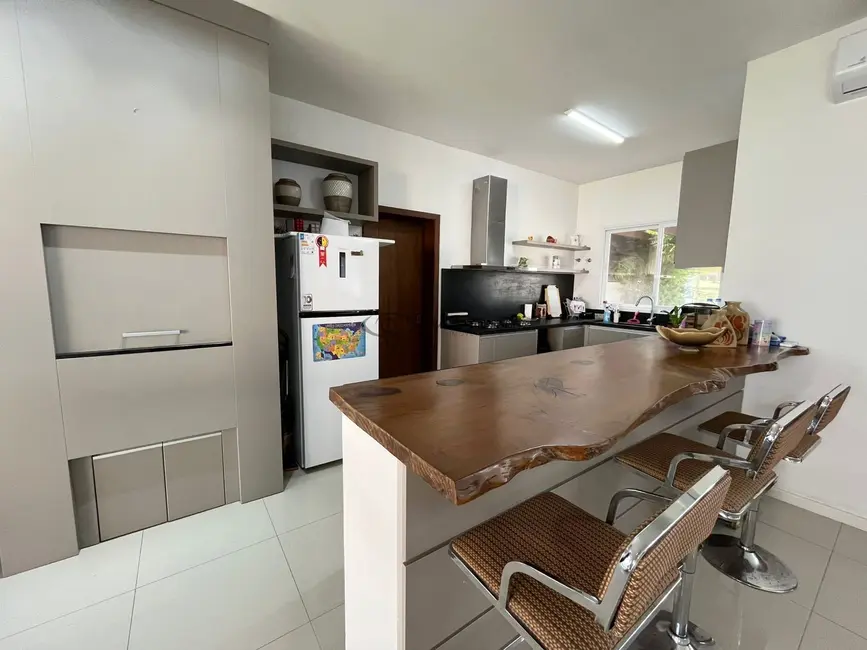 Foto 5 de Casa com 3 quartos à venda, 170m2 em Country, Santa Cruz Do Sul - RS