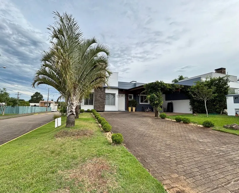 Foto 1 de Casa com 3 quartos à venda, 170m2 em Country, Santa Cruz Do Sul - RS