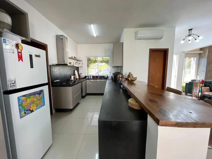 Foto 6 de Casa com 3 quartos à venda, 170m2 em Country, Santa Cruz Do Sul - RS