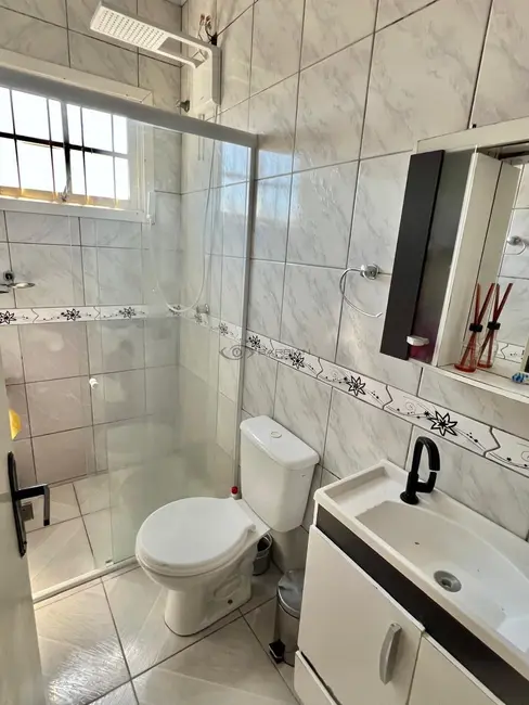 Casa com 2 quartos à venda, 65m2 em Arroio Grande, Santa Cruz Do Sul - RS - imagem 6 Foto 6 de Casa com 2 quartos à venda, 65m2 em Arroio Grande, Santa Cruz Do Sul - RS