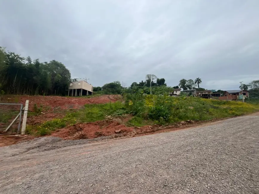Foto 1 de Terreno / Lote à venda, 621m2 em Ana Nery, Santa Cruz Do Sul - RS