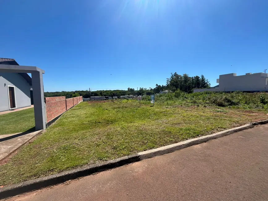 Foto 1 de Terreno / Lote à venda, 328m2 em João Alves, Santa Cruz Do Sul - RS