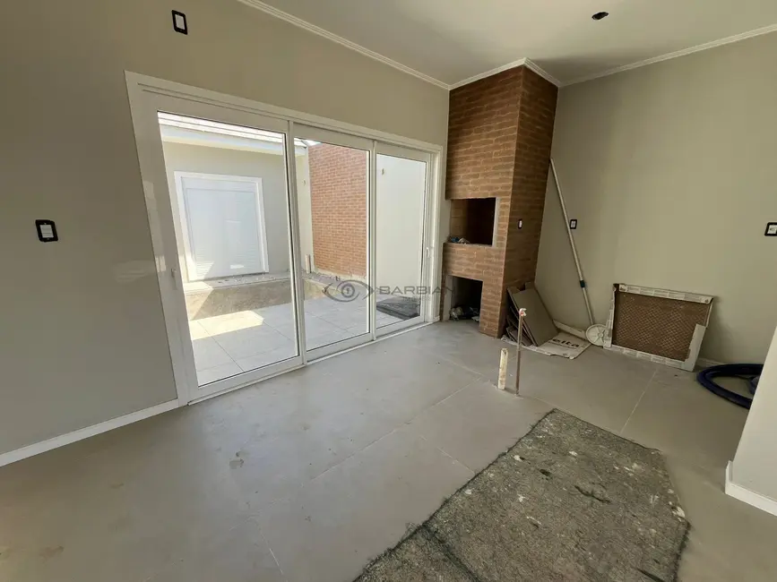 Foto 3 de Casa com 2 quartos à venda, 88m2 em Linha Santa Cruz, Santa Cruz Do Sul - RS