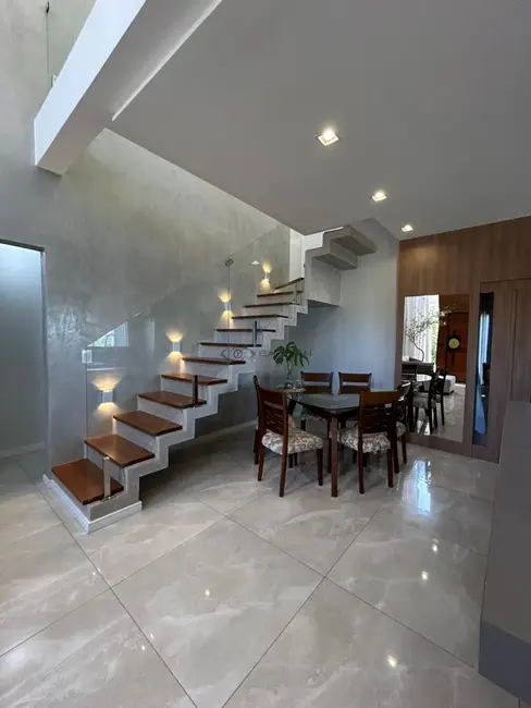 Foto 2 de Casa com 3 quartos à venda, 195m2 em Jardim Europa, Santa Cruz Do Sul - RS