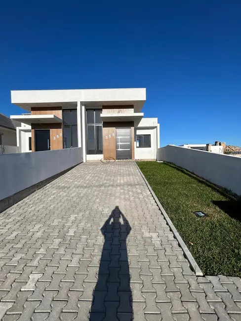 Foto 1 de Casa com 2 quartos à venda, 75m2 em Vera Cruz - RS