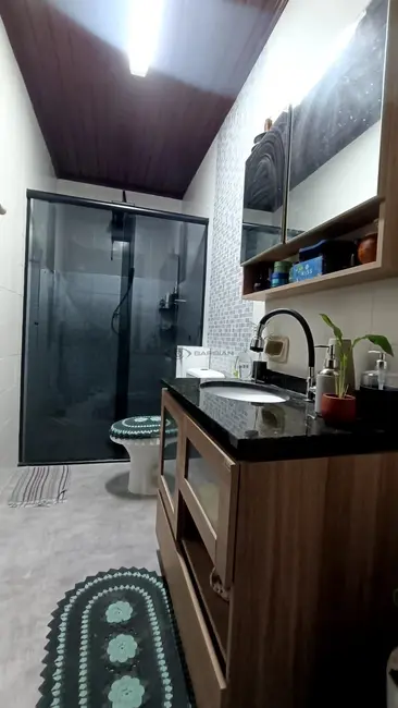 Casa com 3 quartos à venda, 111m2 em São João, Santa Cruz Do Sul - RS - imagem 6 Foto 6 de Casa com 3 quartos à venda, 111m2 em São João, Santa Cruz Do Sul - RS