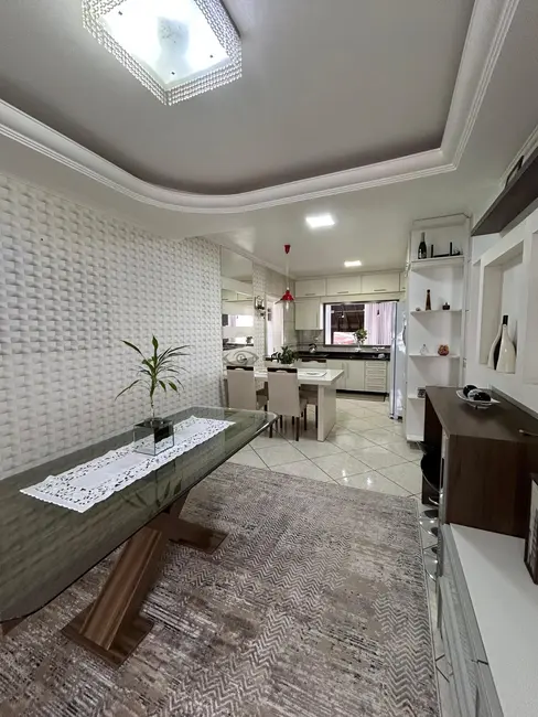 Foto 4 de Casa com 3 quartos à venda, 121m2 em Castelo Branco, Santa Cruz Do Sul - RS