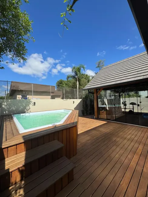 Foto 2 de Casa com 3 quartos à venda, 196m2 em Country, Santa Cruz Do Sul - RS