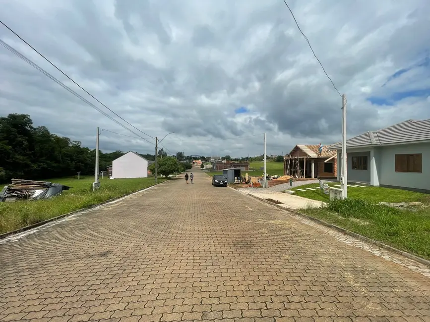 Foto 2 de Terreno / Lote à venda, 311m2 em Linha Santa Cruz, Santa Cruz Do Sul - RS