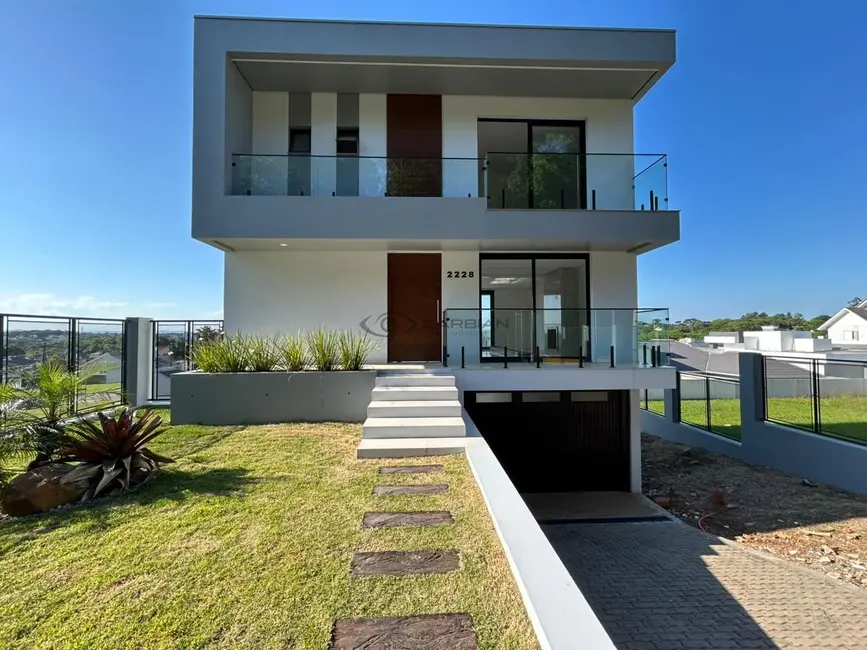 Foto 1 de Casa com 3 quartos à venda, 235m2 em Country, Santa Cruz Do Sul - RS
