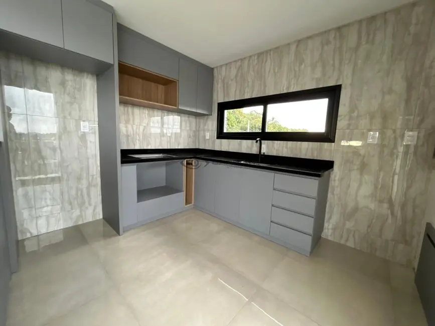 Foto 5 de Casa com 3 quartos à venda, 235m2 em Country, Santa Cruz Do Sul - RS