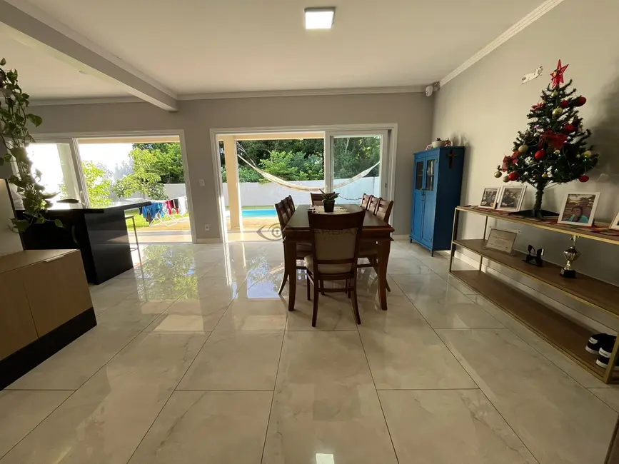 Foto 5 de Casa com 3 quartos à venda, 174m2 em Country, Santa Cruz Do Sul - RS