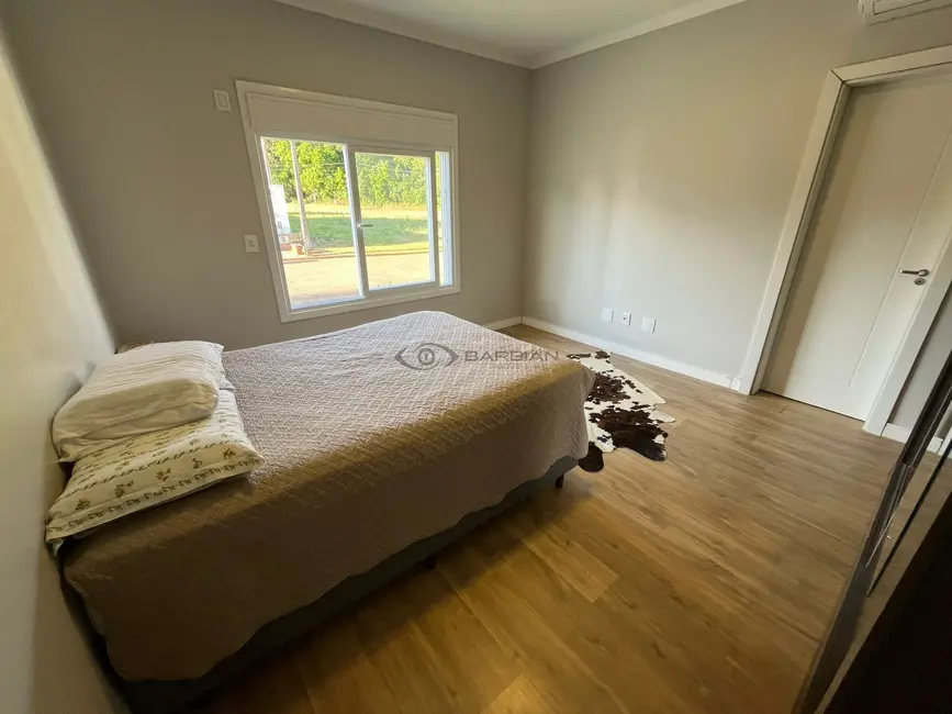 Foto 9 de Casa com 3 quartos à venda, 174m2 em Country, Santa Cruz Do Sul - RS