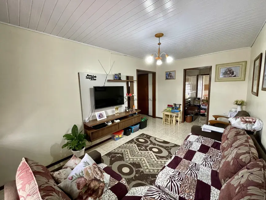Foto 5 de Casa com 2 quartos à venda, 134m2 em Esmeralda, Santa Cruz Do Sul - RS