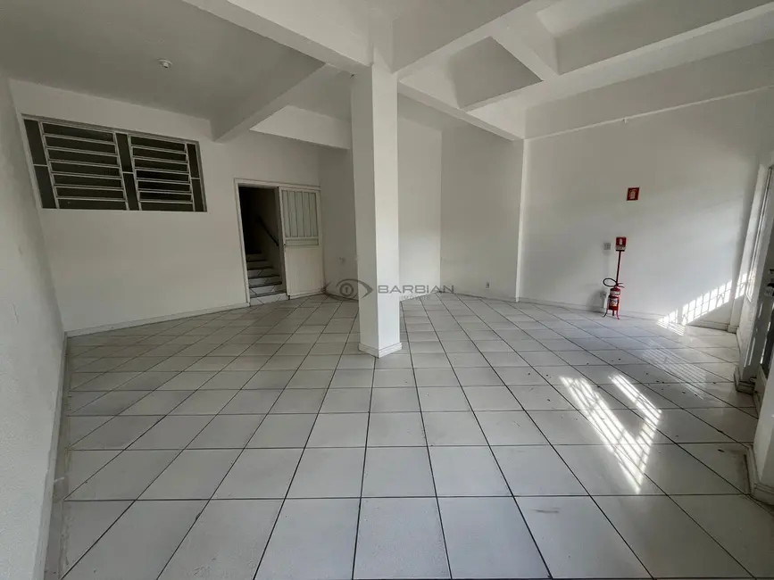 Foto 1 de Loja com 2 quartos à venda, 136m2 em Centro, Santa Cruz Do Sul - RS