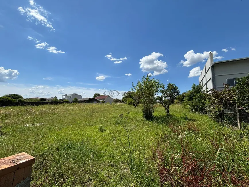 Foto 1 de Terreno / Lote à venda, 364m2 em Vera Cruz - RS