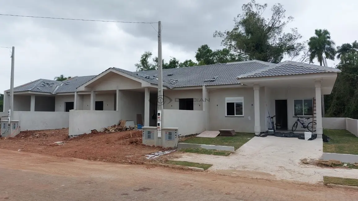 Foto 2 de Casa com 2 quartos à venda, 54m2 em Vera Cruz - RS