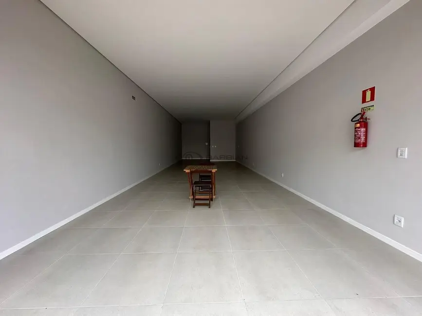 Foto 3 de Loja com 1 quarto à venda, 75m2 em Centro, Santa Cruz Do Sul - RS