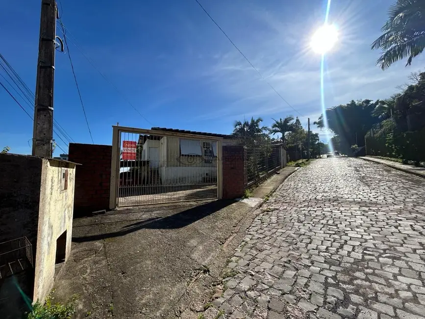 Foto 2 de Terreno / Lote à venda, 287m2 em Santo Inácio, Santa Cruz Do Sul - RS