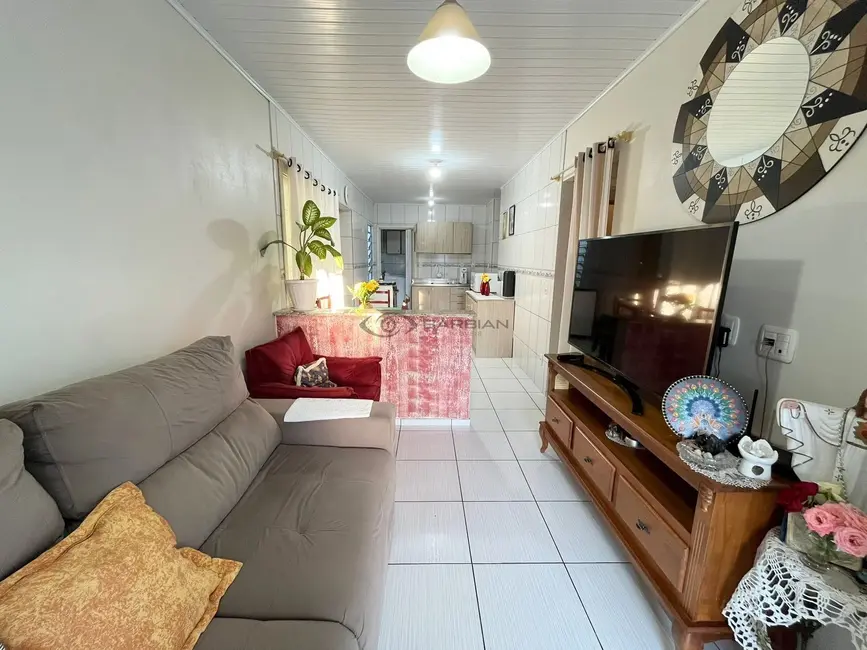 Casa com 3 quartos à venda, 93m2 em São João, Santa Cruz Do Sul - RS - imagem 4 Foto 4 de Casa com 3 quartos à venda, 93m2 em São João, Santa Cruz Do Sul - RS