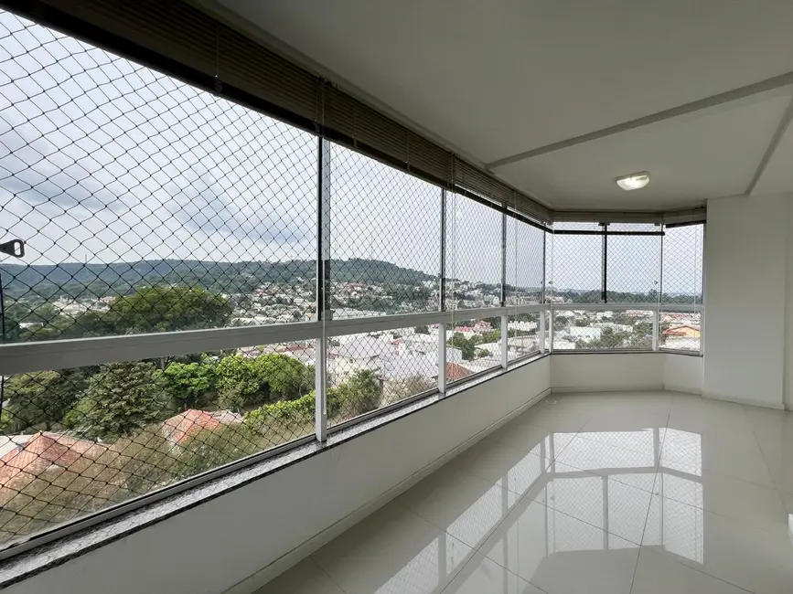 Foto 3 de Apartamento com 3 quartos à venda, 118m2 em Centro, Santa Cruz Do Sul - RS