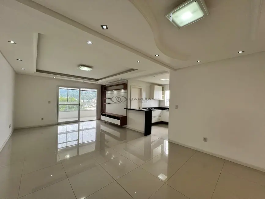 Foto 2 de Apartamento com 3 quartos à venda, 118m2 em Centro, Santa Cruz Do Sul - RS