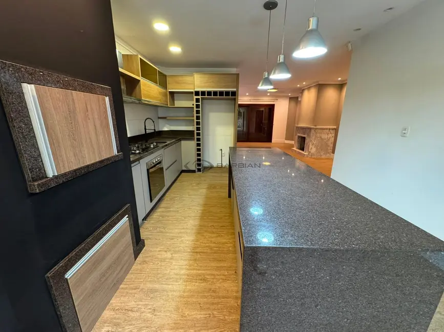 Apartamento com 3 quartos à venda, 126m2 em Santo Inácio, Santa Cruz Do Sul - RS - imagem 4 Foto 4 de Apartamento com 3 quartos à venda, 126m2 em Santo Inácio, Santa Cruz Do Sul - RS