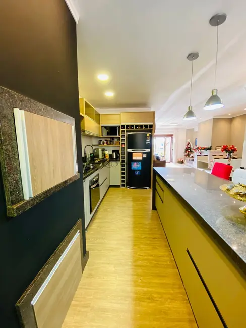 Foto 5 de Apartamento com 3 quartos à venda, 126m2 em Santo Inácio, Santa Cruz Do Sul - RS