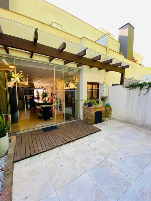 Foto 8 de Apartamento com 3 quartos à venda, 126m2 em Santo Inácio, Santa Cruz Do Sul - RS