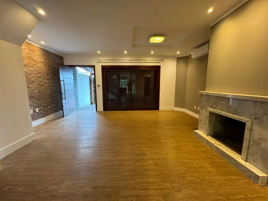Apartamento com 3 quartos à venda, 126m2 em Santo Inácio, Santa Cruz Do Sul - RS - imagem 3 Foto 3 de Apartamento com 3 quartos à venda, 126m2 em Santo Inácio, Santa Cruz Do Sul - RS