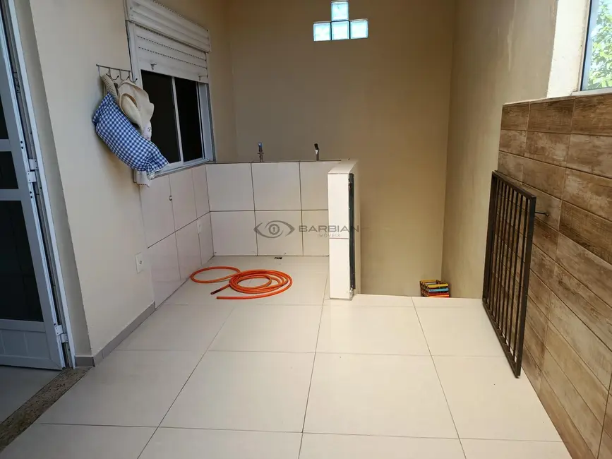 Foto 6 de Casa com 2 quartos à venda, 156m2 em Senai, Santa Cruz Do Sul - RS