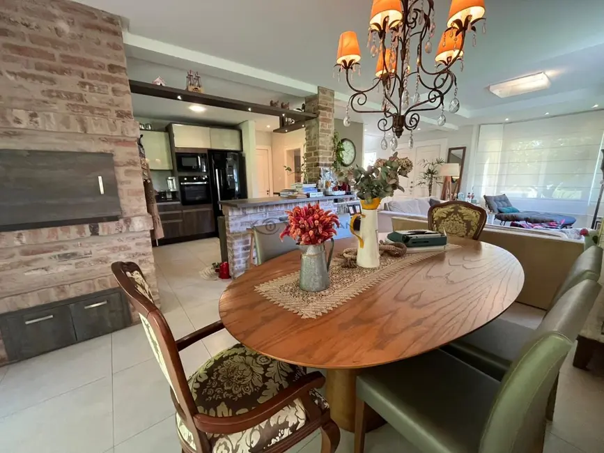 Foto 9 de Casa com 3 quartos à venda, 198m2 em Jardim Europa, Santa Cruz Do Sul - RS