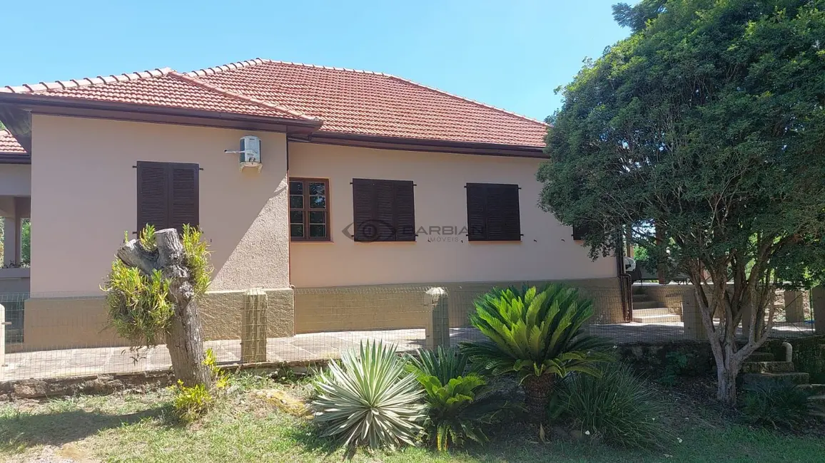 Chácara com 4 quartos à venda, 33000m2 em Santa Cruz Do Sul - RS - imagem 2 Foto 2 de Chácara com 4 quartos à venda, 33000m2 em Santa Cruz Do Sul - RS