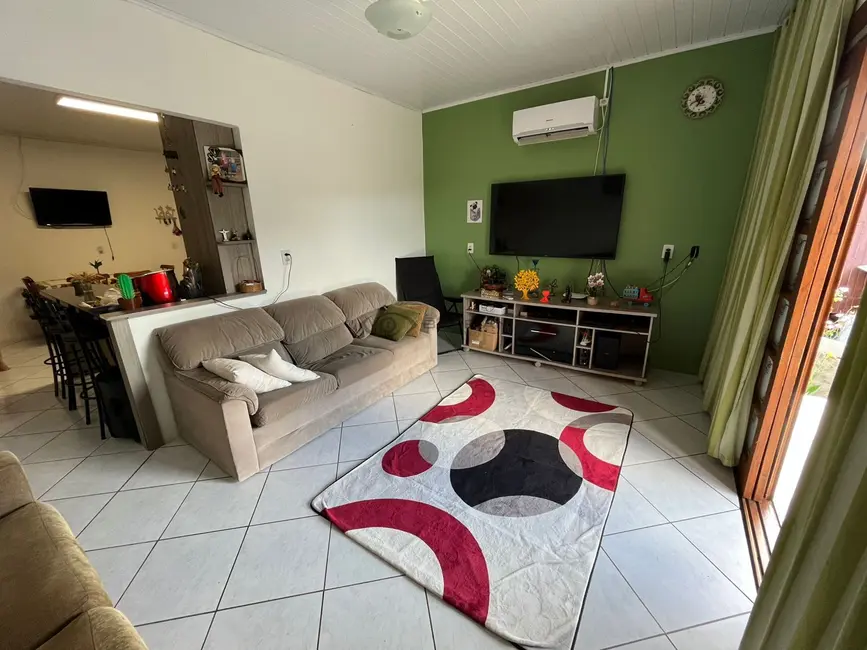 Foto 1 de Casa com 3 quartos à venda, 134m2 em Renascença, Santa Cruz Do Sul - RS