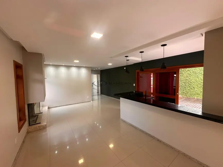 Foto 4 de Casa com 3 quartos à venda, 214m2 em Linha Santa Cruz, Santa Cruz Do Sul - RS