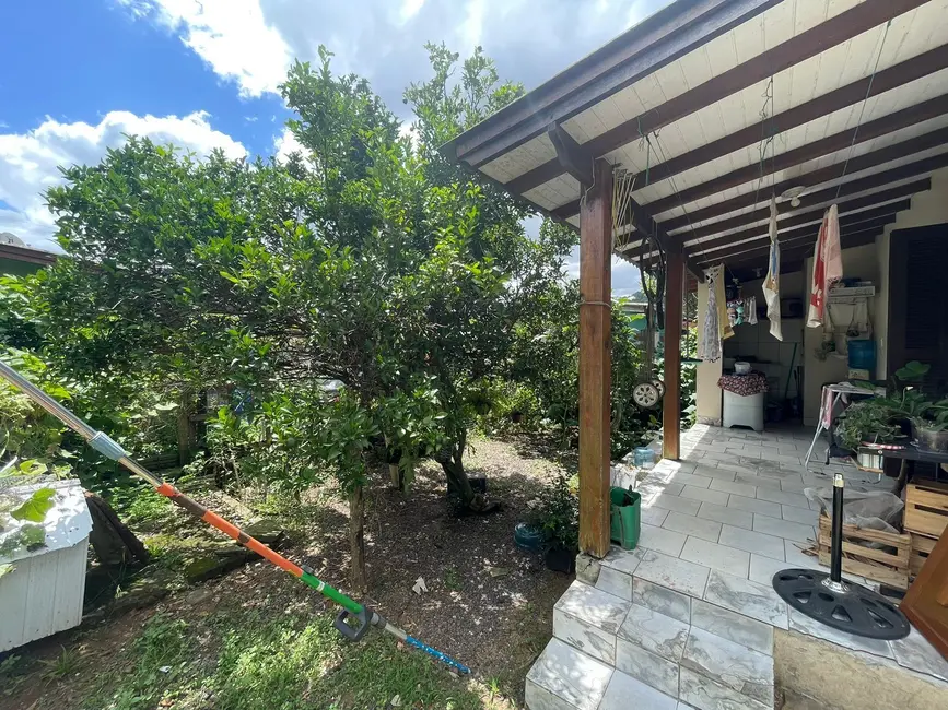 Foto 9 de Casa com 2 quartos à venda, 125m2 em Aliança, Santa Cruz Do Sul - RS