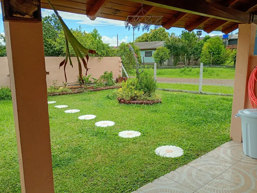 Foto 4 de Casa com 2 quartos à venda, 120m2 em Esmeralda, Santa Cruz Do Sul - RS