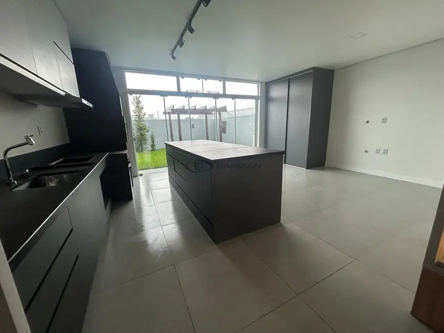 Casa com 2 quartos à venda, 75m2 em Vera Cruz - RS - imagem 1 Foto 1 de Casa com 2 quartos à venda, 75m2 em Vera Cruz - RS