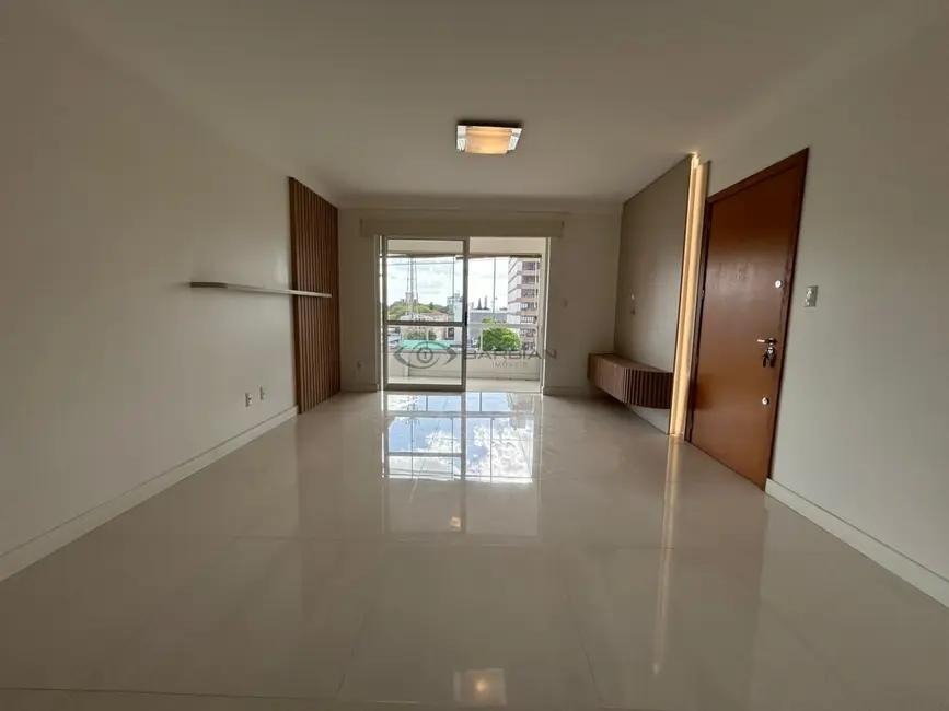 Foto 3 de Apartamento com 3 quartos à venda, 107m2 em Centro, Santa Cruz Do Sul - RS